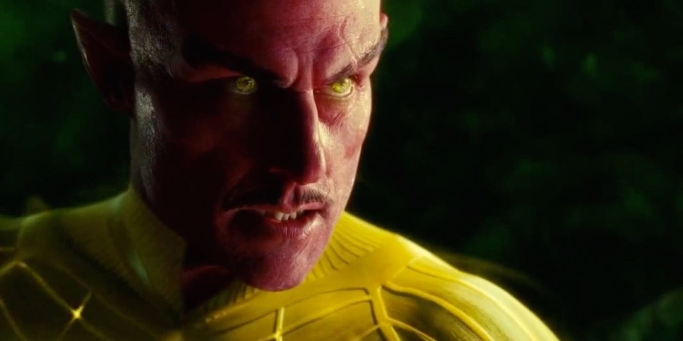 Shazam! | Mark Strong fala sobre o filme do Lanterna Verde!