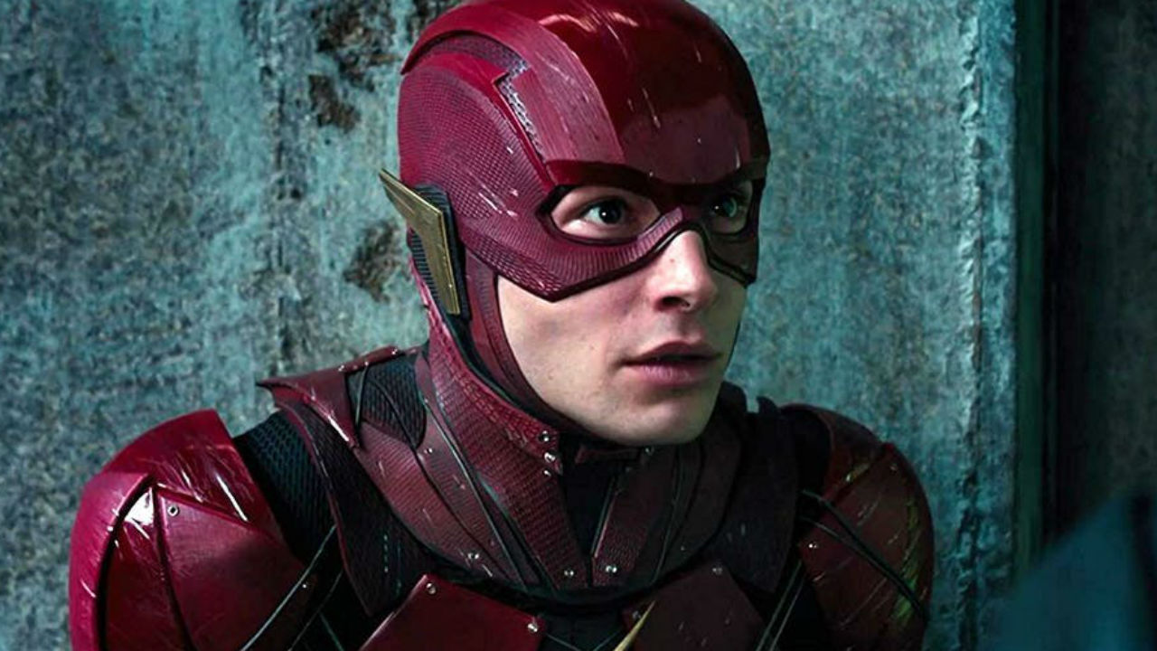 DC Filmes | Confira nova foto de “Liga da Justiça” com o Flash na Batcaverna!