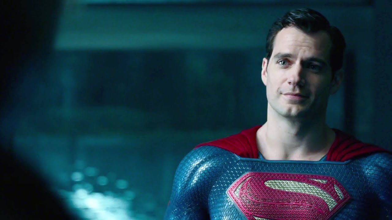 DC Filmes | Confira nova imagem do Henry Cavill no set de ‘Liga da Justiça’